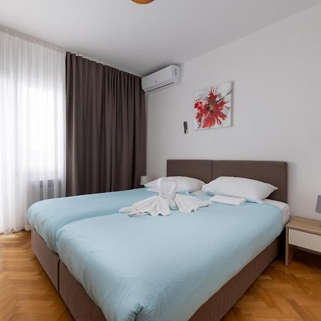Villa Okruk-10 Meters Away From The Beach Okrug Gornji Zewnętrze zdjęcie