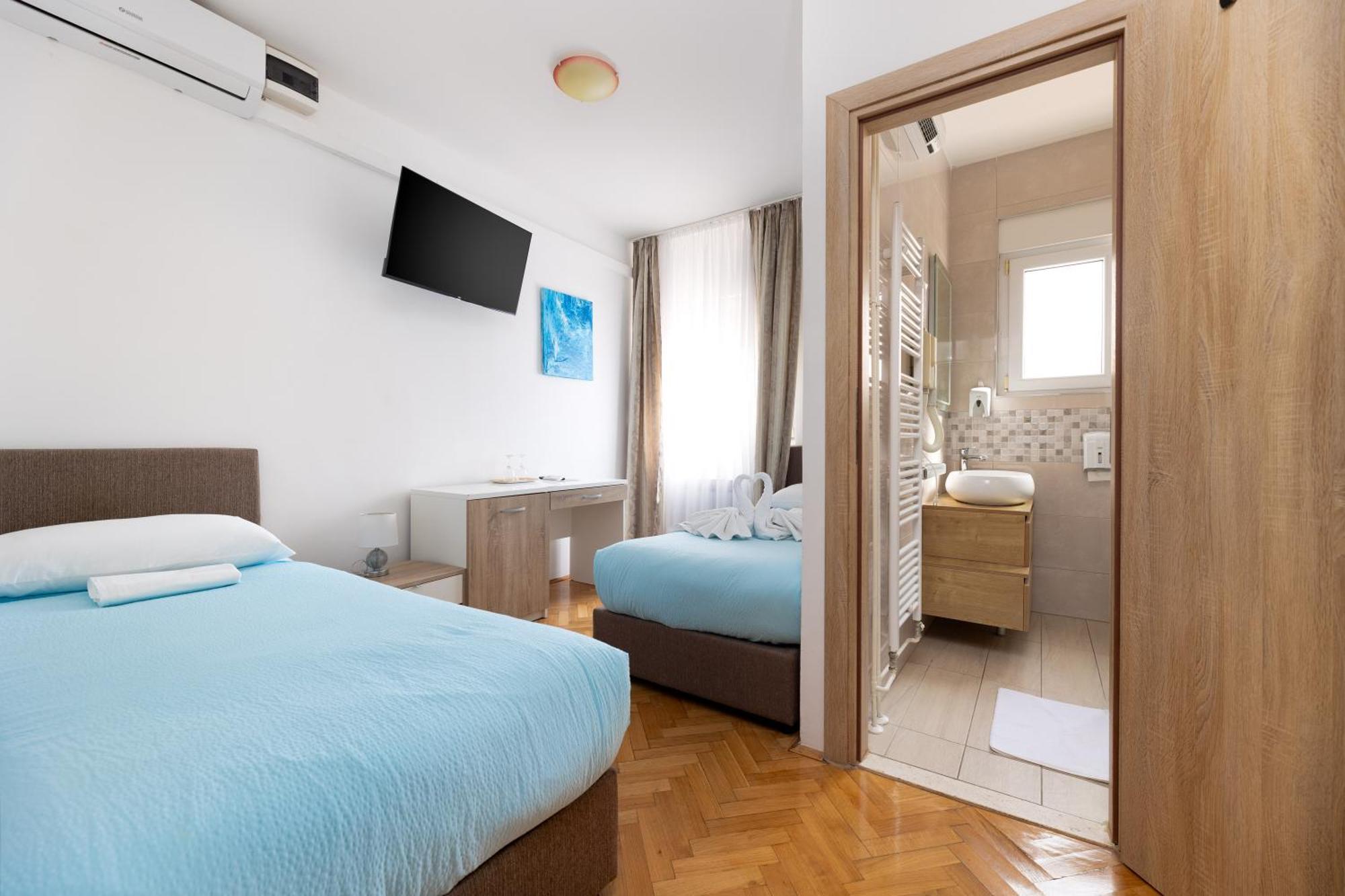 Villa Okruk-10 Meters Away From The Beach Okrug Gornji Zewnętrze zdjęcie